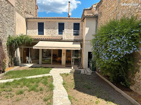 Maison 8 pièces 183 m²