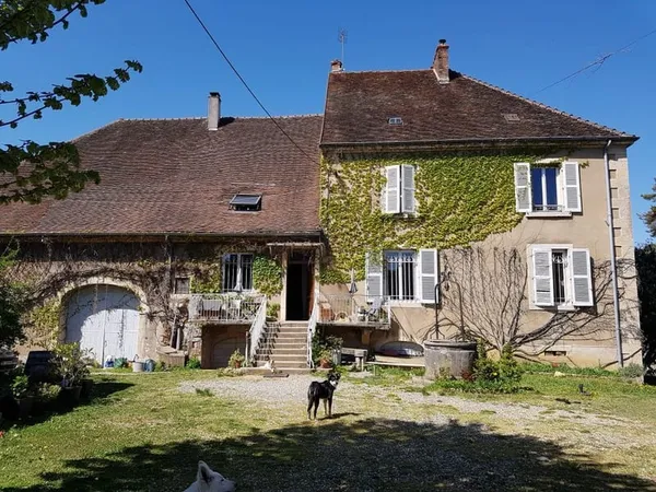Chambre de 24m2 à louer sur Val-Sonnette
