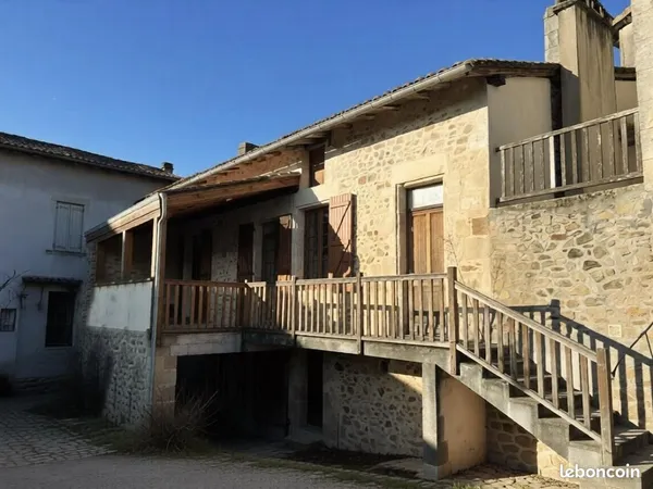 Maison de village 10 pièces 315 m²
