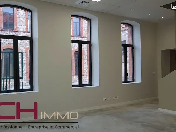 Bureau 110 m²