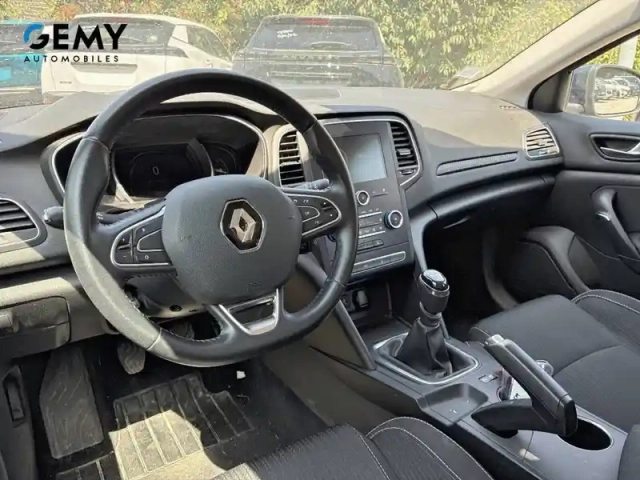 Renault Megane mégane iv berline tce 115 fap — photo 8