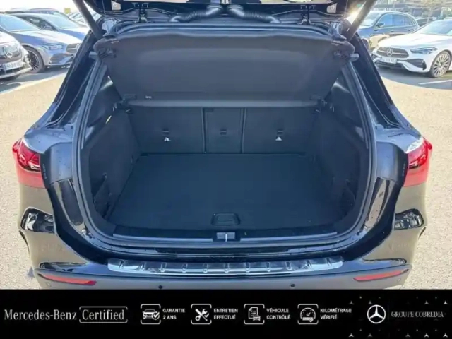 Mercedes Gla 200 d 150ch amg line 8g-dct — photo 12