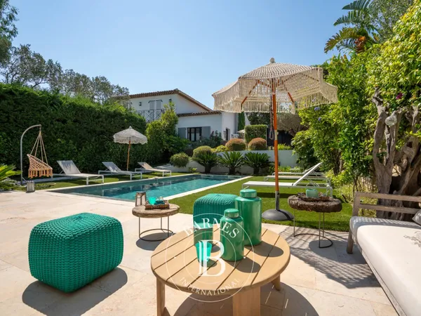 VILLA SAINT-TROPEZ - 4 CHAMBRES - PISCINE