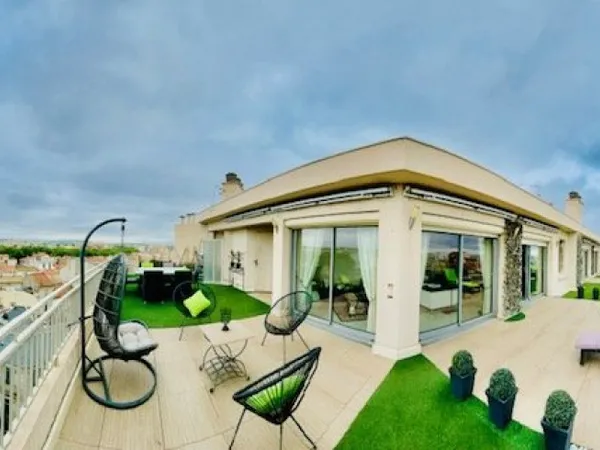 Villa sur toit 4 pièces 138 m²