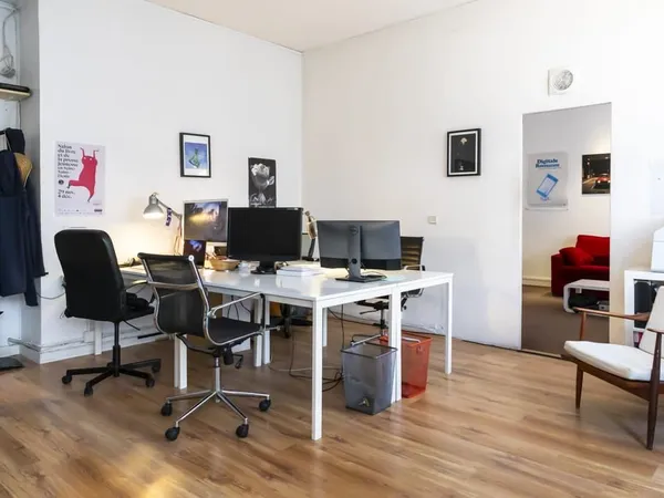 Loue bureaux - 80m²