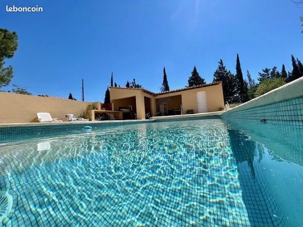 Maison 5 pièces 500 m²