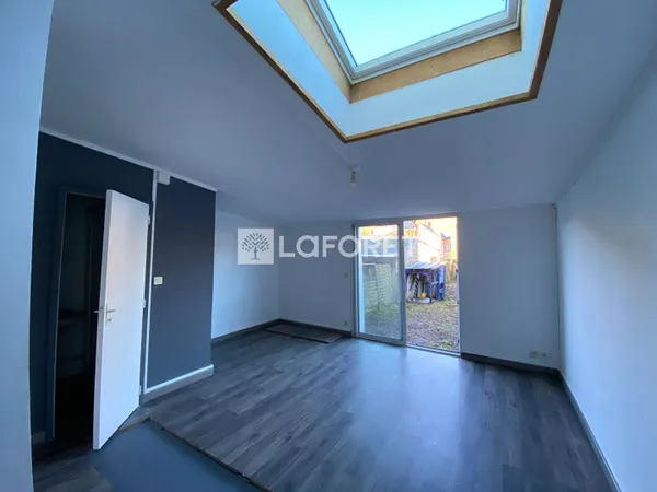 Maison 2 pièces 61 m²