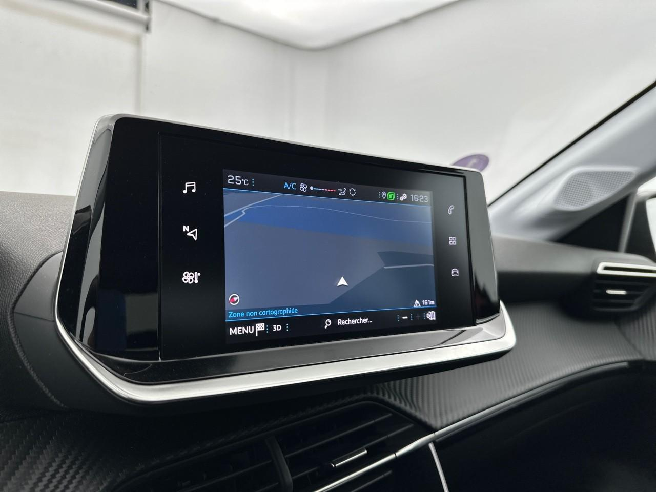 Peugeot 208 puretech 100 s&s bvm6 style — photo 22