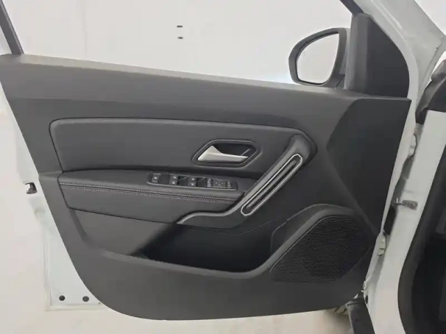 Dacia Duster eco-g 100 4x2 — photo 142