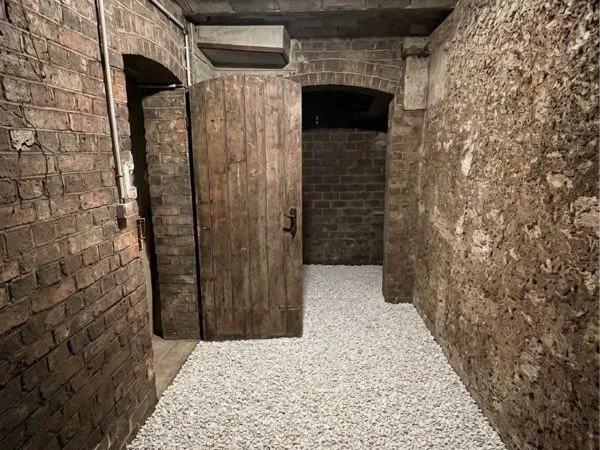 Location cave 12m2 à Paris