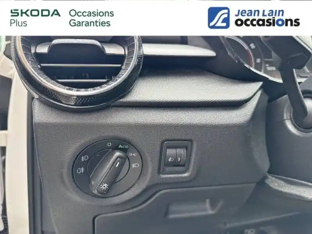 Skoda Fabia 1.0 mpi 80 ch bvm5 — photo 19