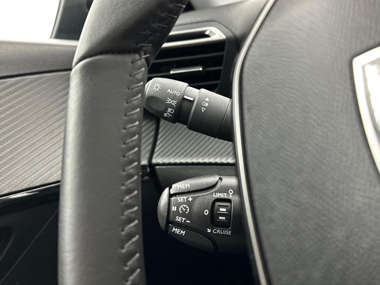 Peugeot 208 puretech 100 s&s bvm6 active — photo 19