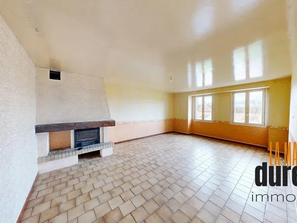 APPARTEMENT T3 VALAY
