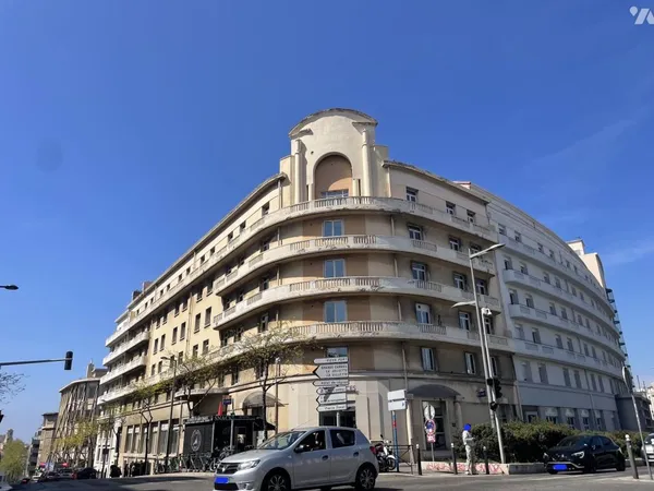 Vends local d'activité - 2746 m² - Marseille 3E Arrondissement 13003