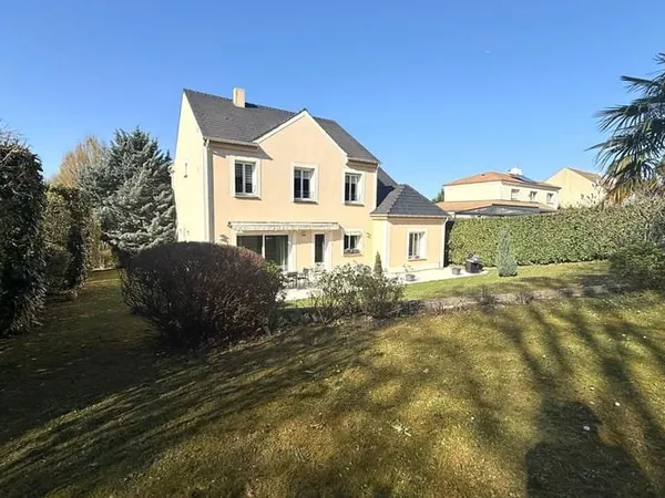 Maison 6 pièces 193 m²