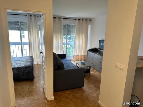 🗼 Appartement meublé à louer - Paris 15e, Beaugrenelle 🗼
