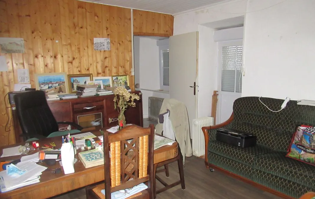 Photo 3
