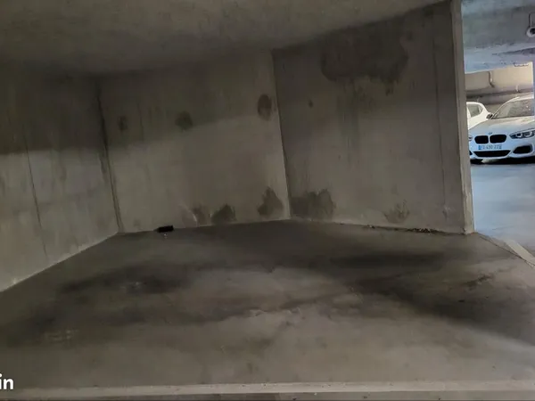 Location parking