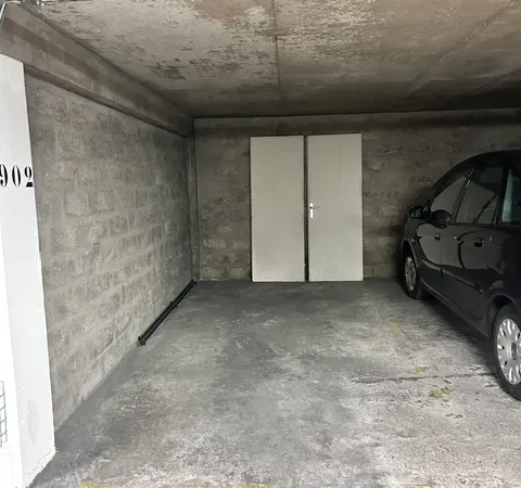 Loue parking