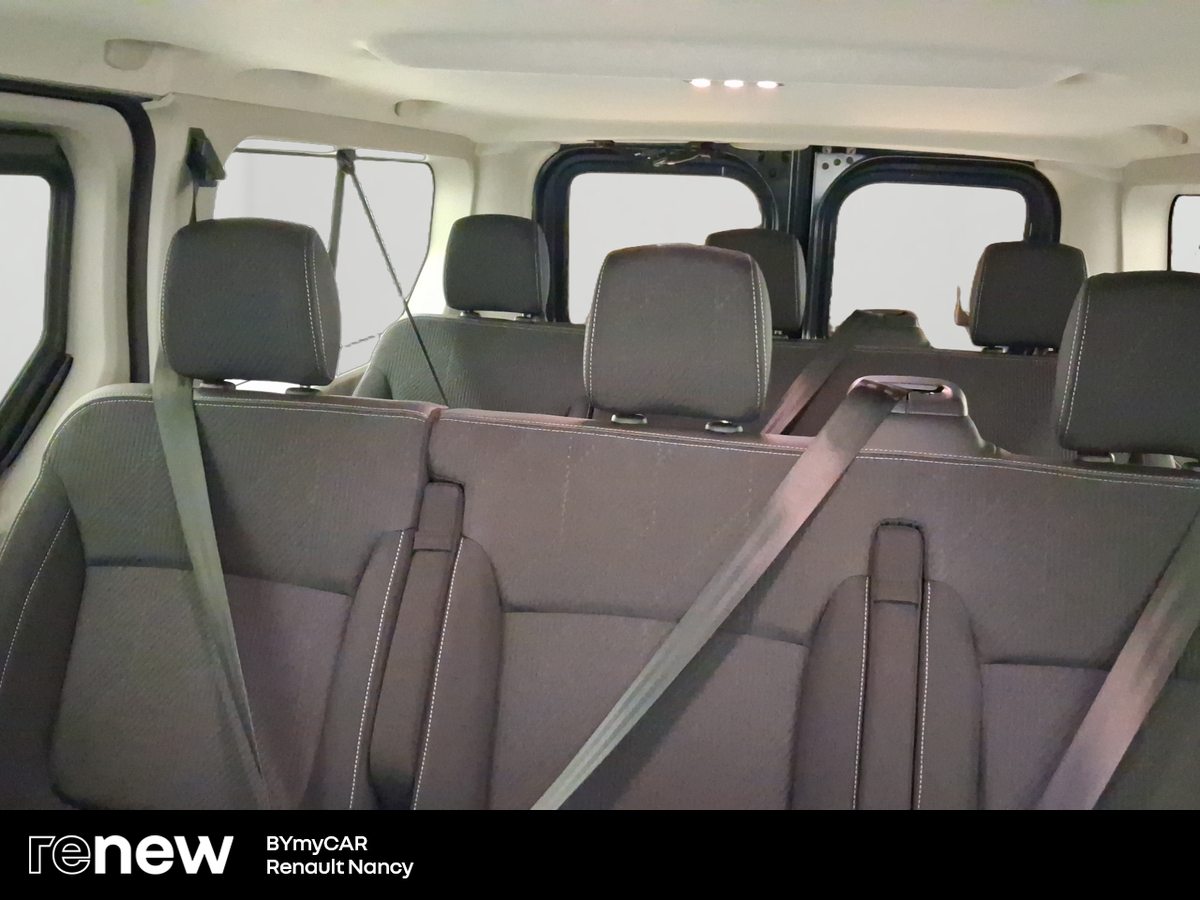 Renault Trafic Blue dCi 150 — photo 12