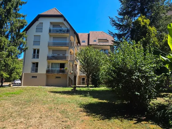 VASTE T3/4 de 85 m² avec cave et garage