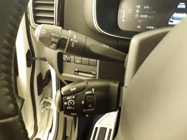 Citroën C5 Aircross bluehdi 130 s&amp;s bvm6 — photo 21