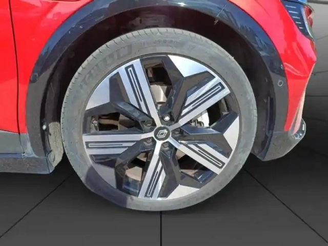 Renault Megane e-tech electric ev60 220ch iconic super charge -c — photo 11