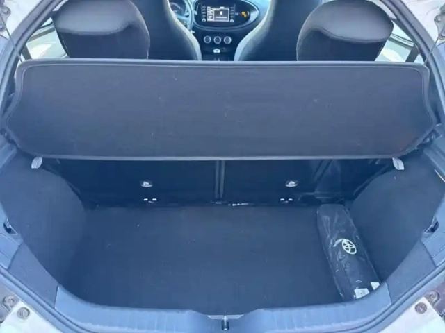 Toyota Aygo X 1.0 vvt-i 72ch dynamic — photo 7