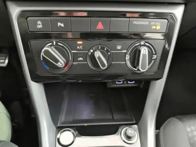 Volkswagen T-Cross 1.0 tsi 95 start/stop bvm5 lounge — photo 13