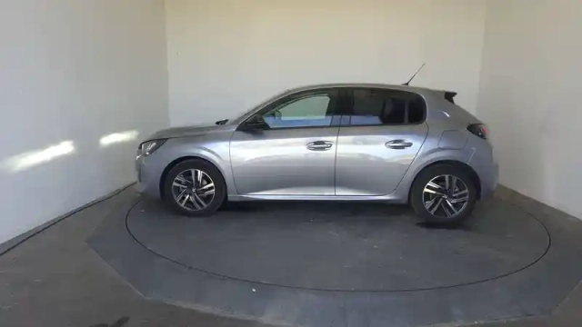 Peugeot 208 puretech 100 s&amp;s bvm6 — photo 2