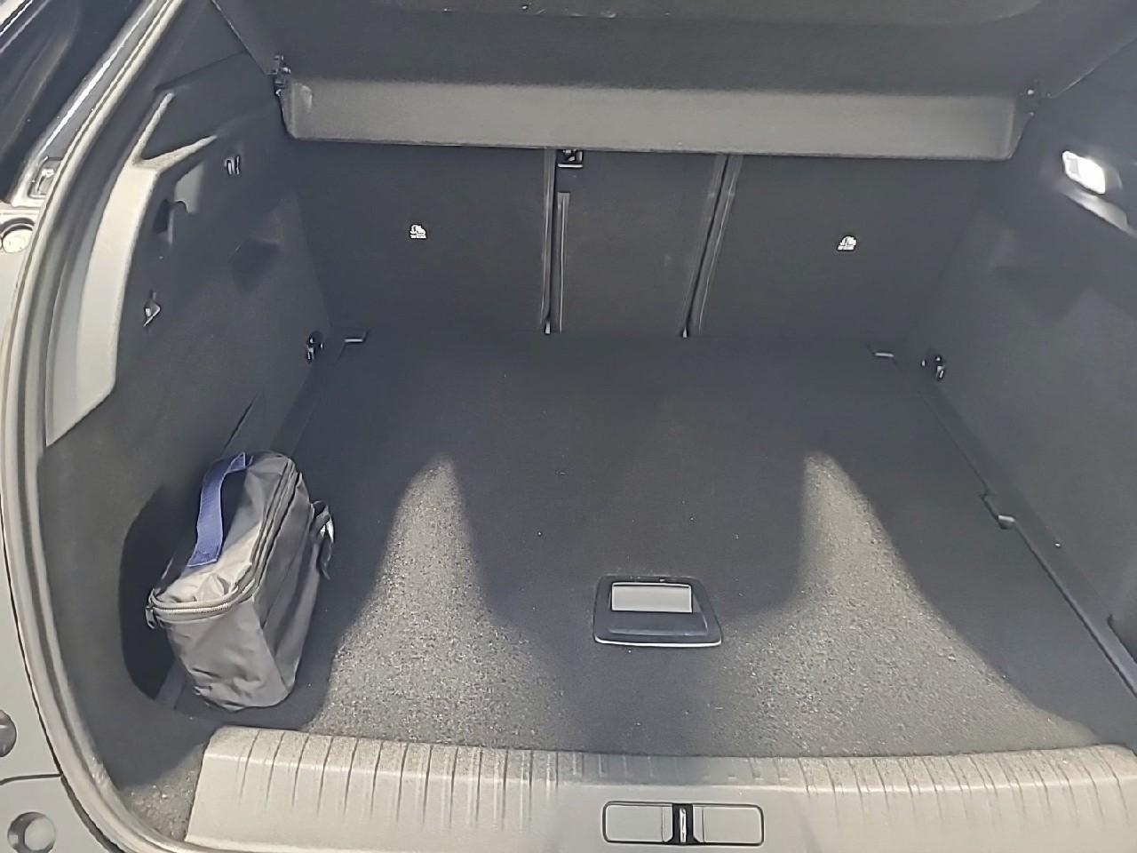 Peugeot 3008 electrique 210 ch 73 kwh gt — photo 14