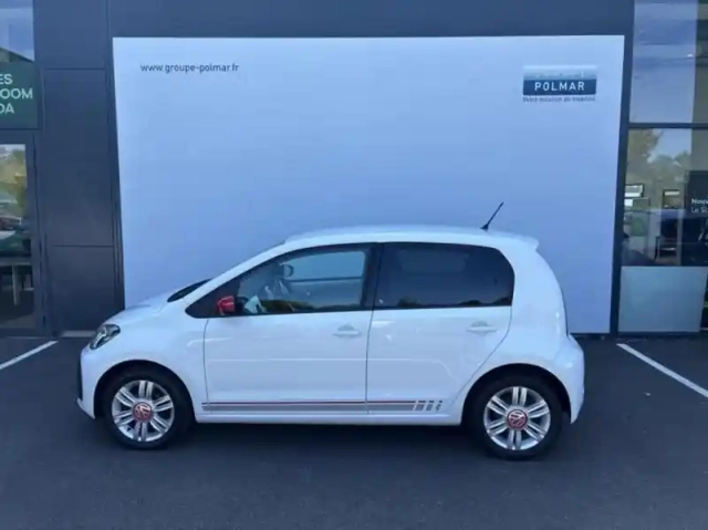 Volkswagen Up ! 1.0 90ch bluemotion technology ! beats audio 5p — photo 3