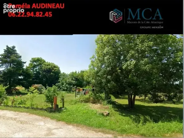 Terrain 450 m²