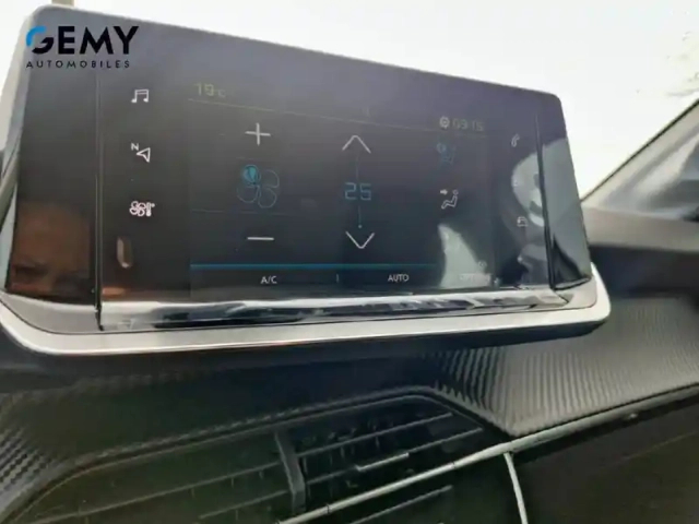 Peugeot 208 electrique 50 kwh 136ch — photo 15