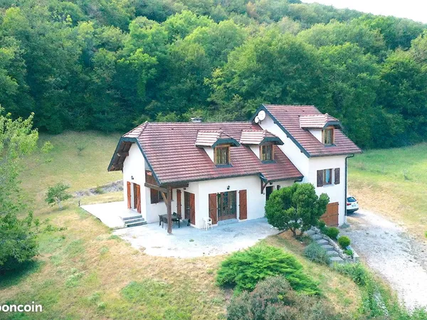 Maison 6 pièces 163 m²