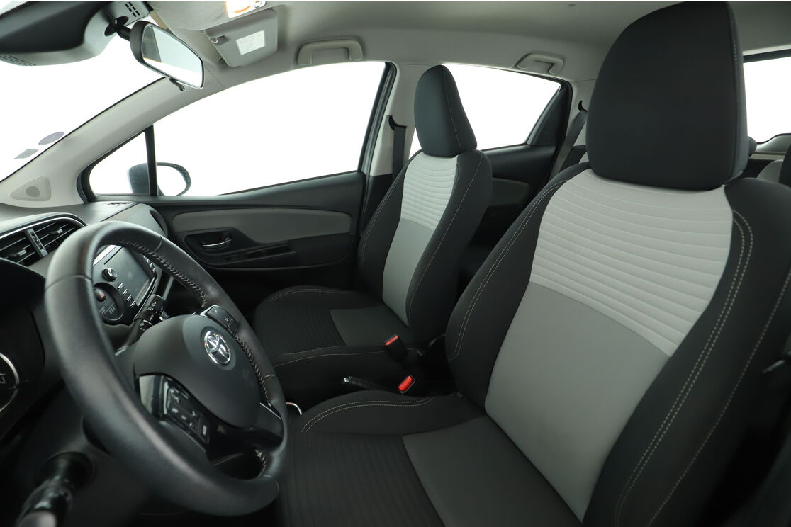 Toyota Yaris 1.5 Hybrid France Business — photo 10