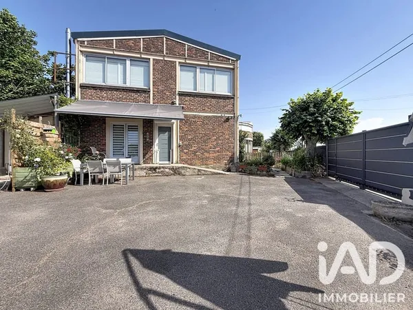 Immeuble 1015 m²
