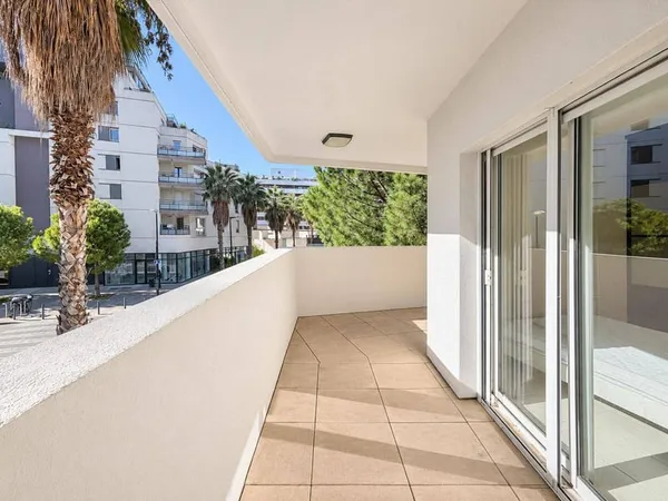Appartement 1 pièce 56 m²