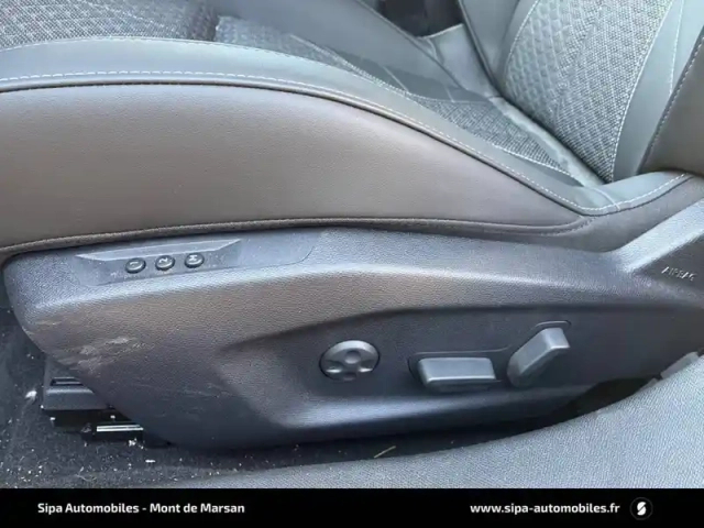 Ds Ds 4 hybride 136 e-dct6 — photo 19