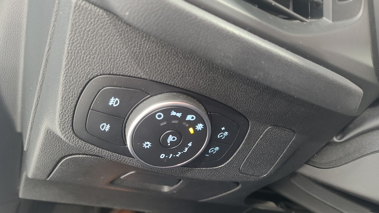 Ford Focus SW 1.5 EcoBlue 120 S&amp;S — photo 18