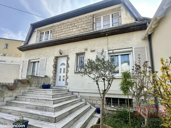 Maison 7 pièces 189 m²