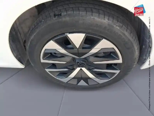 Peugeot 208 1.2 puretech 100ch s&amp;s active — photo 10
