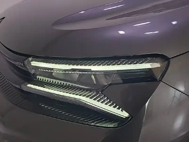 Citroën C5 Aircross bluehdi 130 eat8 — photo 16