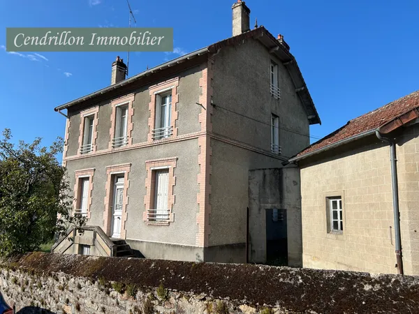 Maison indépendante 182 m2 habitables 5 chambres garag