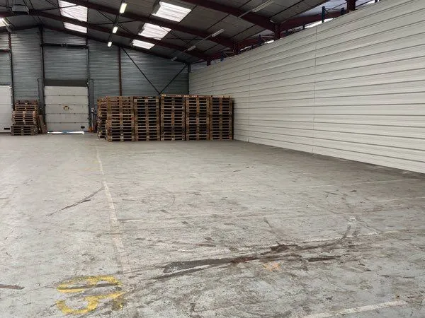 Sous location 500m2