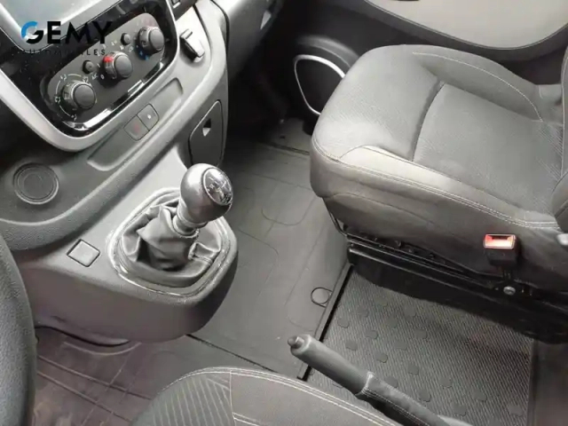 Renault Trafic fgn l1h1 1000 kg dci 145 energy e6 — photo 42