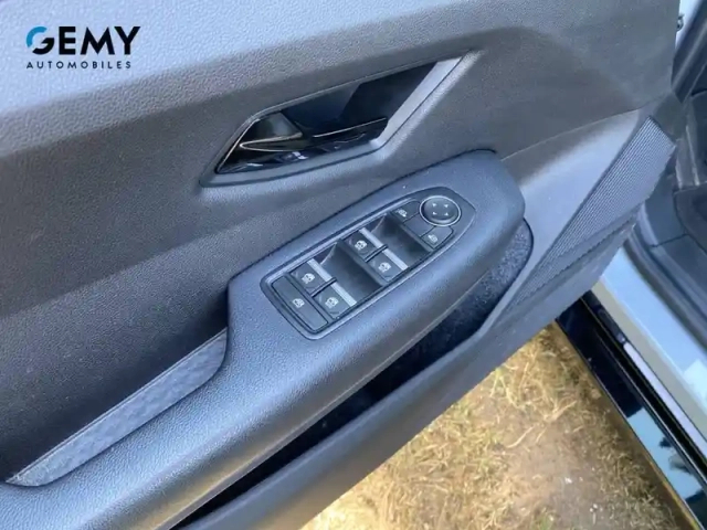 Renault Megane e-tech ev60 220 ch super charge — photo 12