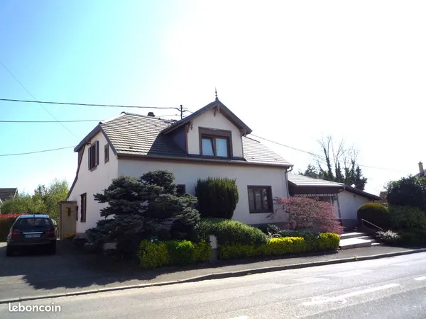 MAISON + grand garage à MORSCHWILLER LE BAS