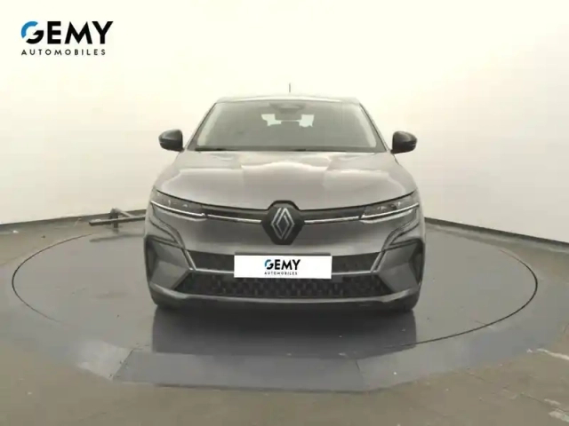Renault Megane e-tech ev40 130ch standard charge — photo 62