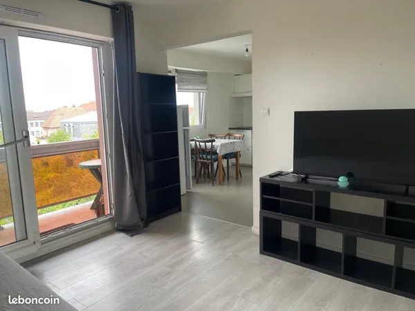 Appartement meublé 30 m2 / terrasse /parking
